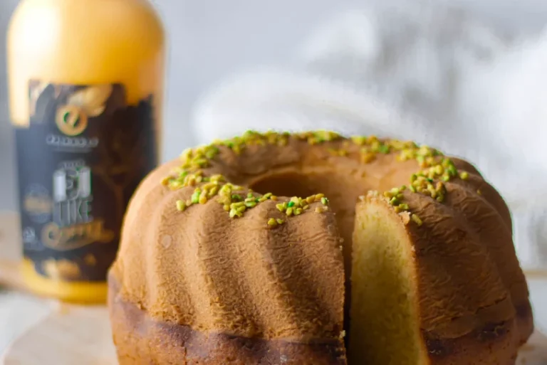 Eierlikörkuchen mit Kaffee-Note: Ein saftiges Backrezept