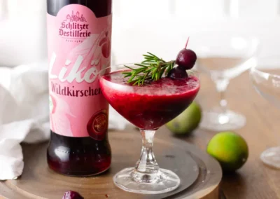 Erfrischender Frozen Cherry Cocktail – Das perfekte Sommergetränk