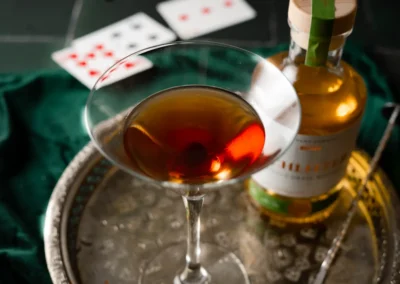 Manhattan Cocktail Rezept – Klassischer Drink mit Whisky, Wermut und Bitters