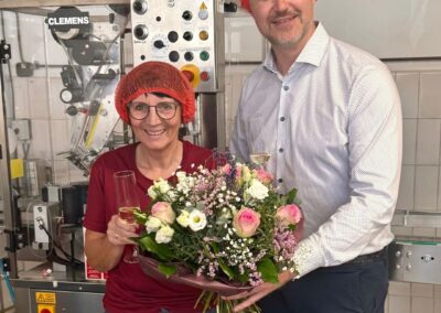40 Jahre Treue: Silvia Ritz bei der Schlitzer Destillerie