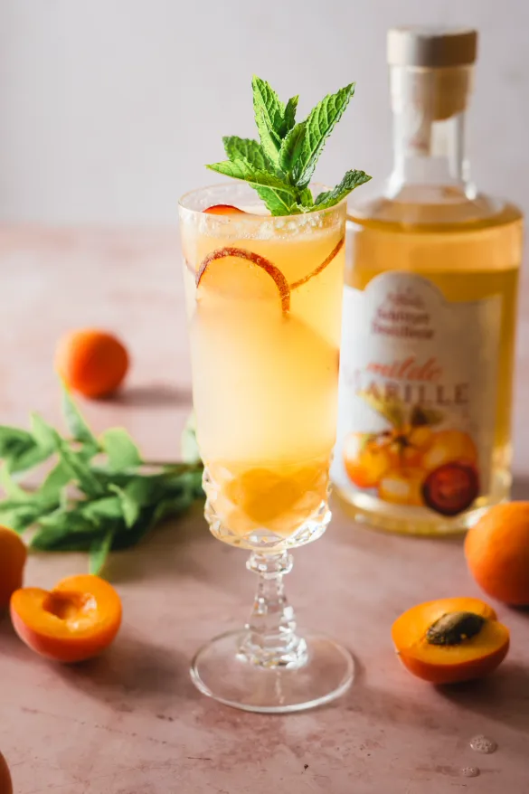 Apricot Bellini