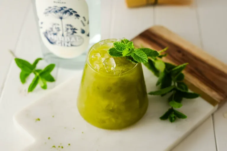 Gin Matcha Cocktail Rezept – Erfrischend und Einzigartig