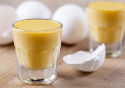 Selbstgemachter Eierlikör aus dem Thermomix | Rezept mit Neutralalkohol