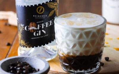 Gin White Russian – Rezept mit Coffee Gin & Sahneschicht