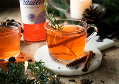 Heiße Fräulein Rezept – Winterlicher Apfel-Aperitif