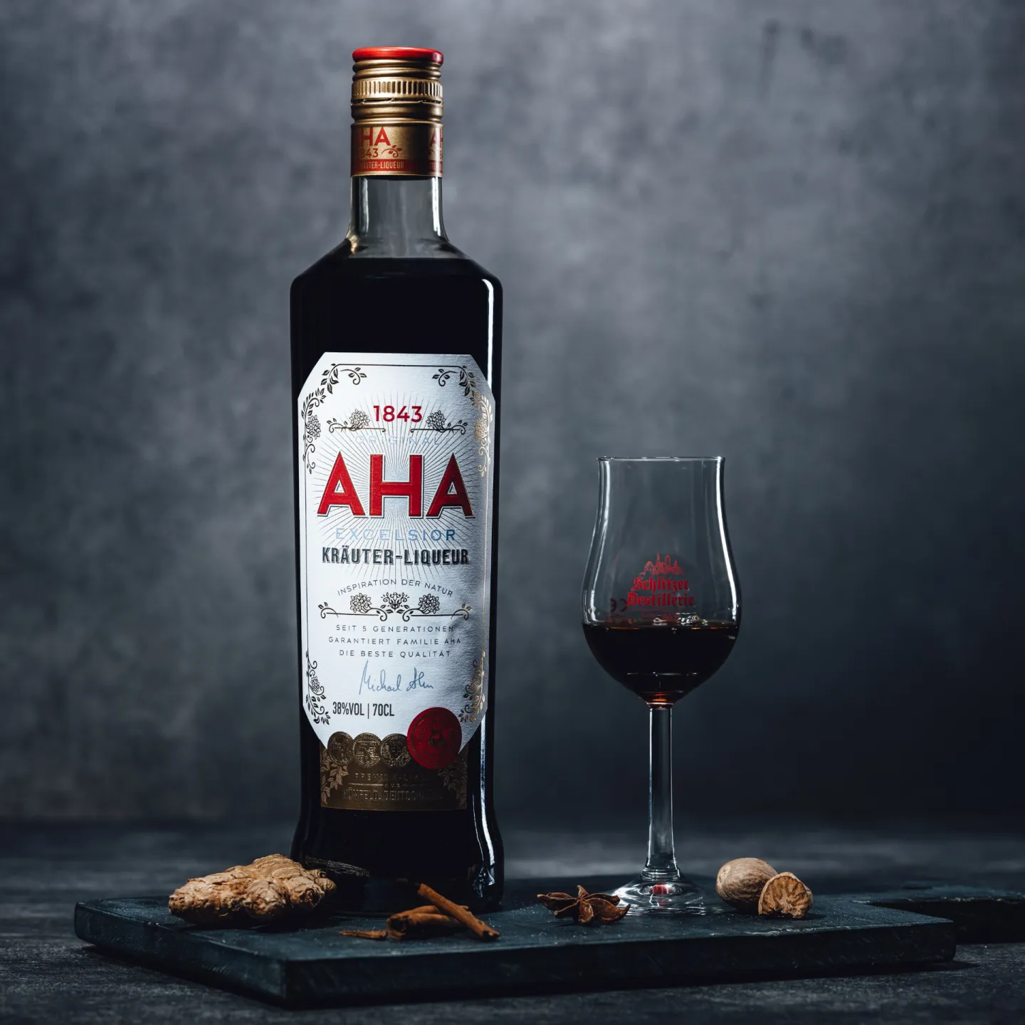 Aha Excelsior Kräuterlikör Aha Excelsior Kräuterlikör | Schlitzer Destillerie