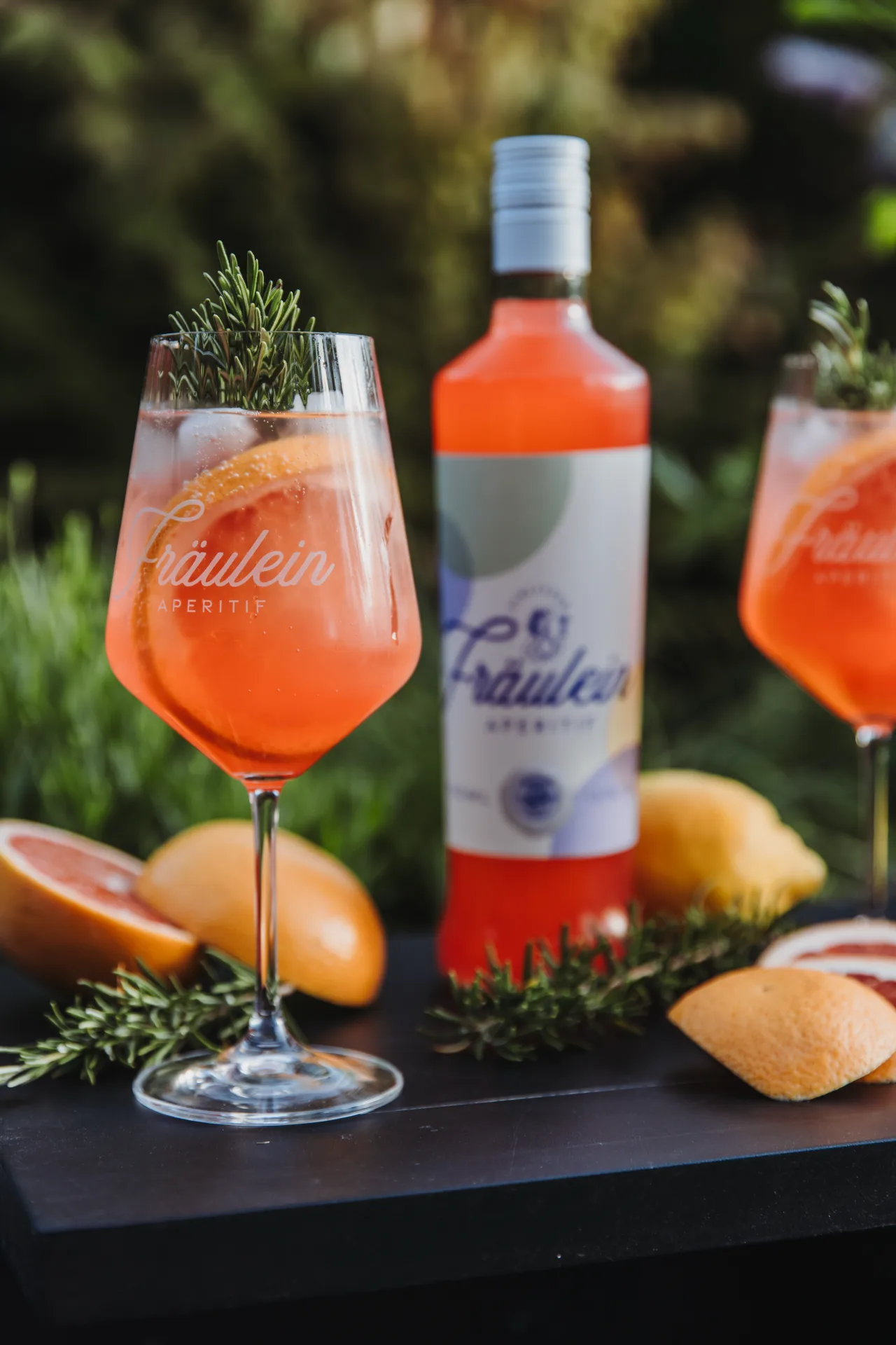 Schlitzer Fräulein Aperitif im Glas