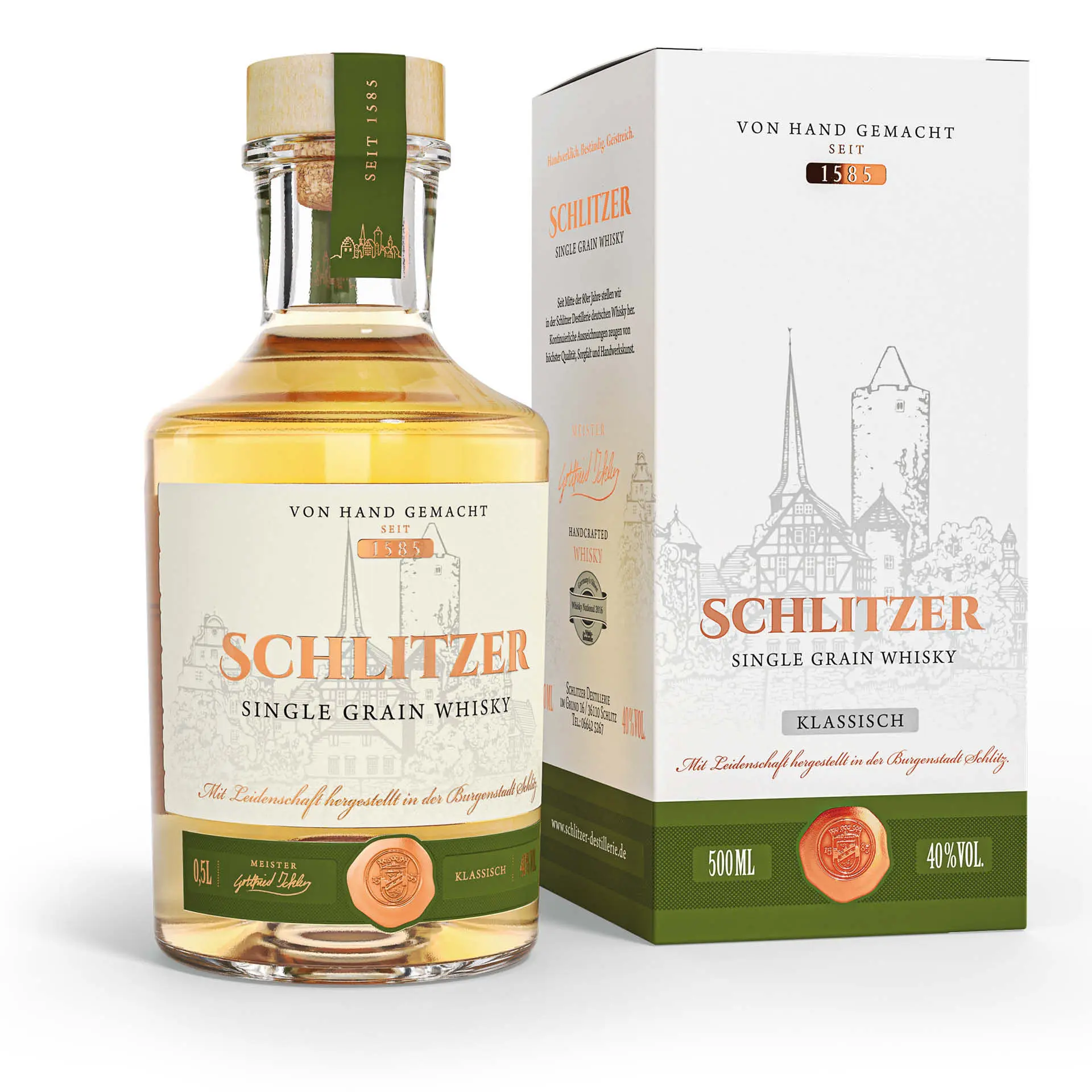 Single Grain Whisky aus der Schlitzer Destillerie – Flasche mit Geschenkverpackung Flasche Schlitzer Single Grain Whisky mit passender Verpackung, stilvoll arrangiert auf hellem Hintergrund, Produktaufnahme der Schlitzer Destillerie für hochwertigen deutschen Whisky.